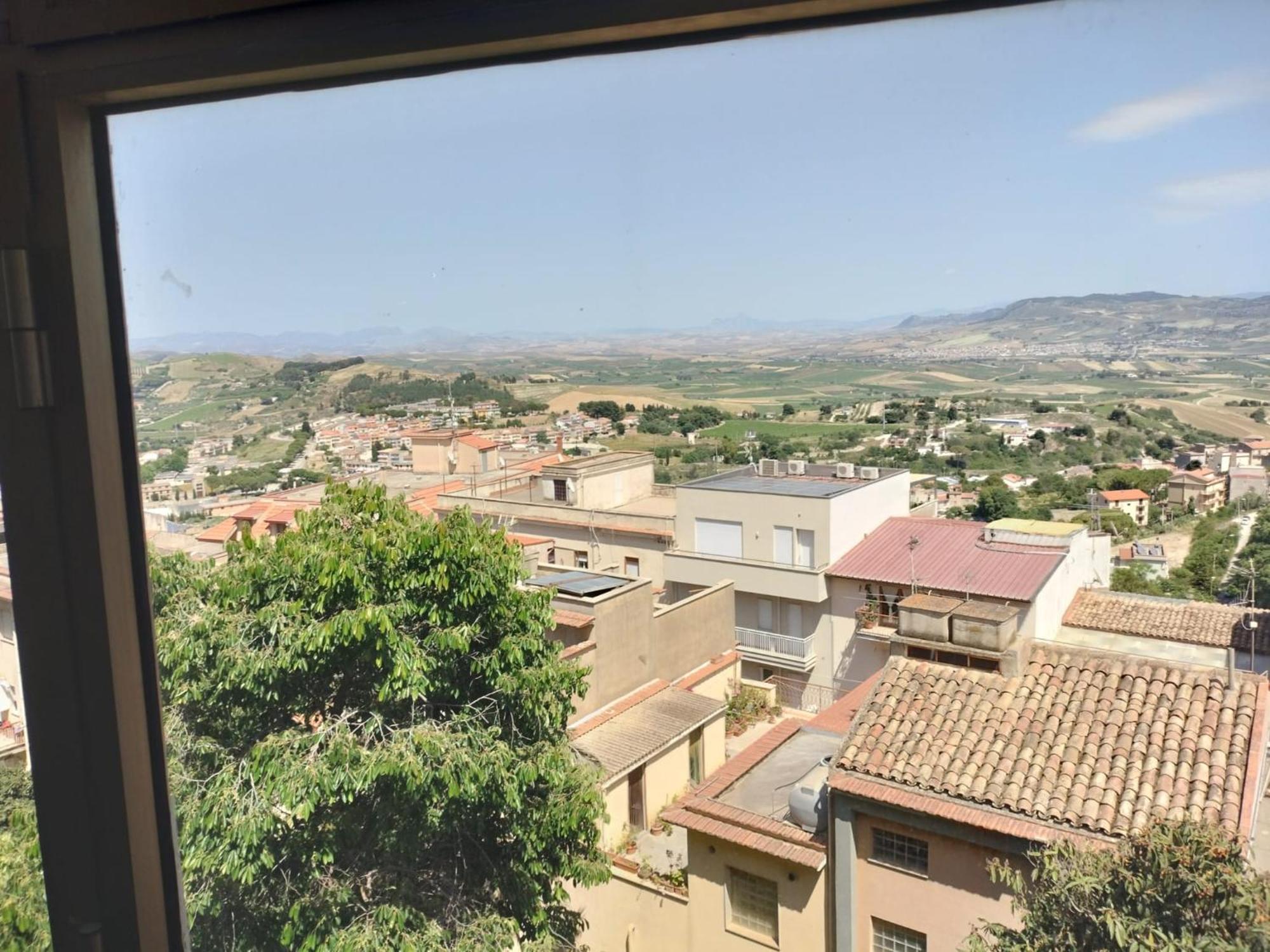 D&P Suites 1 Salemi Экстерьер фото