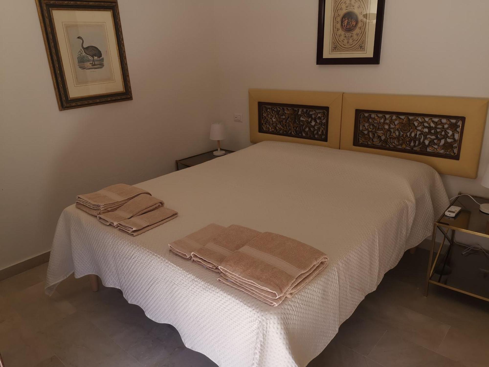 D&P Suites 1 Salemi Экстерьер фото